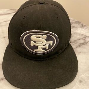 Hat 49ers Fitted size 7 NFL OFFICIAL USED. bundle OBO